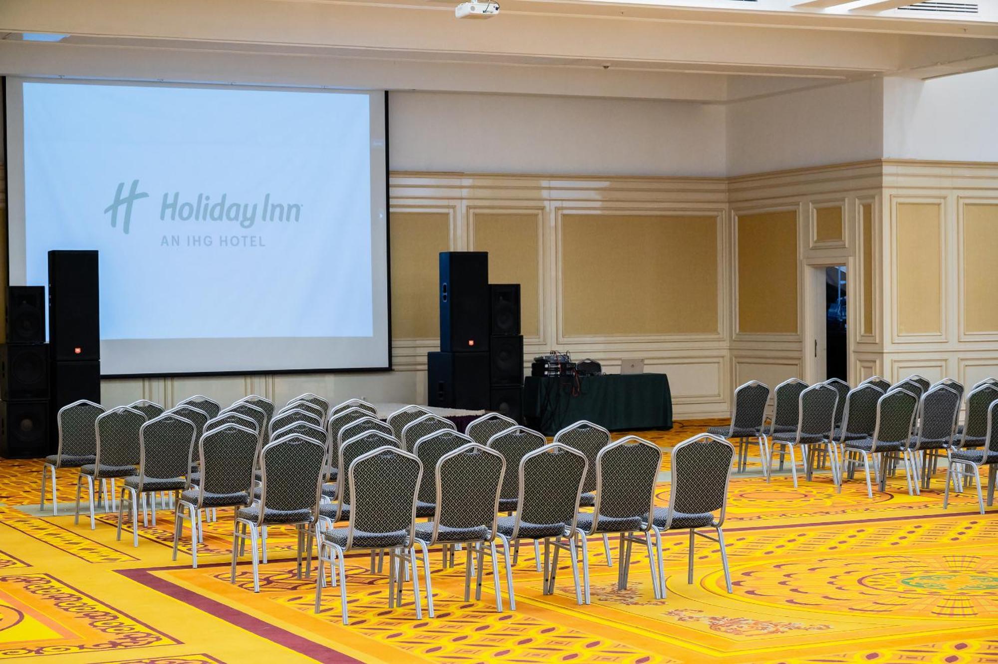 Holiday Inn Aktau By Ihg מראה חיצוני תמונה